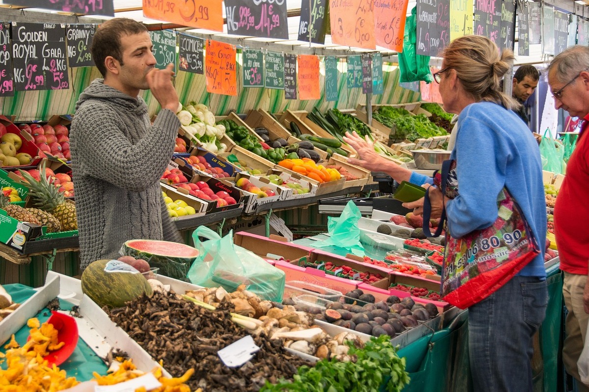 Can You Buy Charcoal With EBT? What SNAP Really Covers