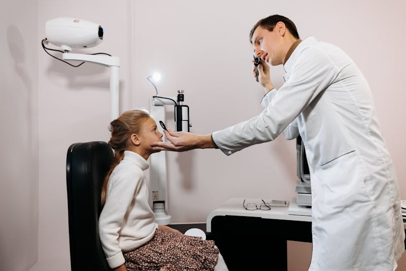 How can I verify if an eye doctor accepts Medicaid?