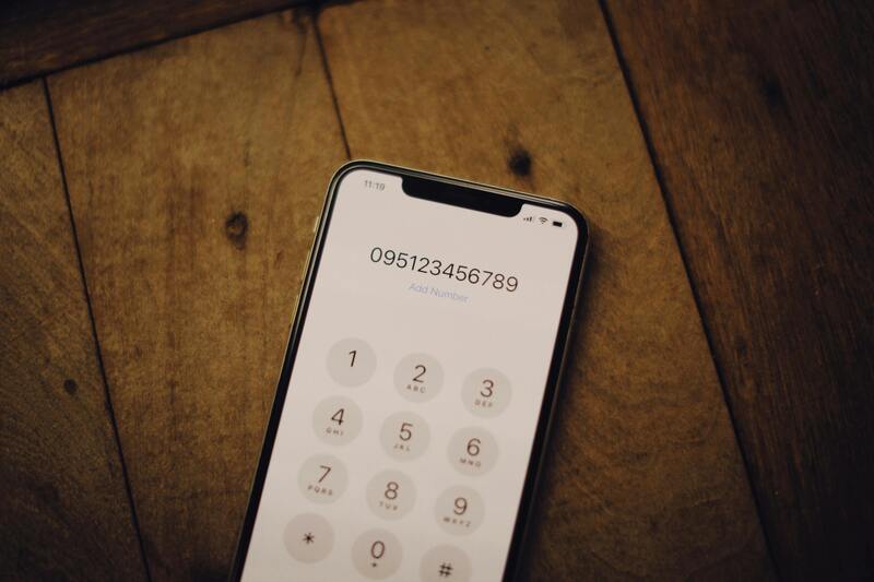 How-do-I-know-if-my-eSIM-is-activated-in-my-iPhone