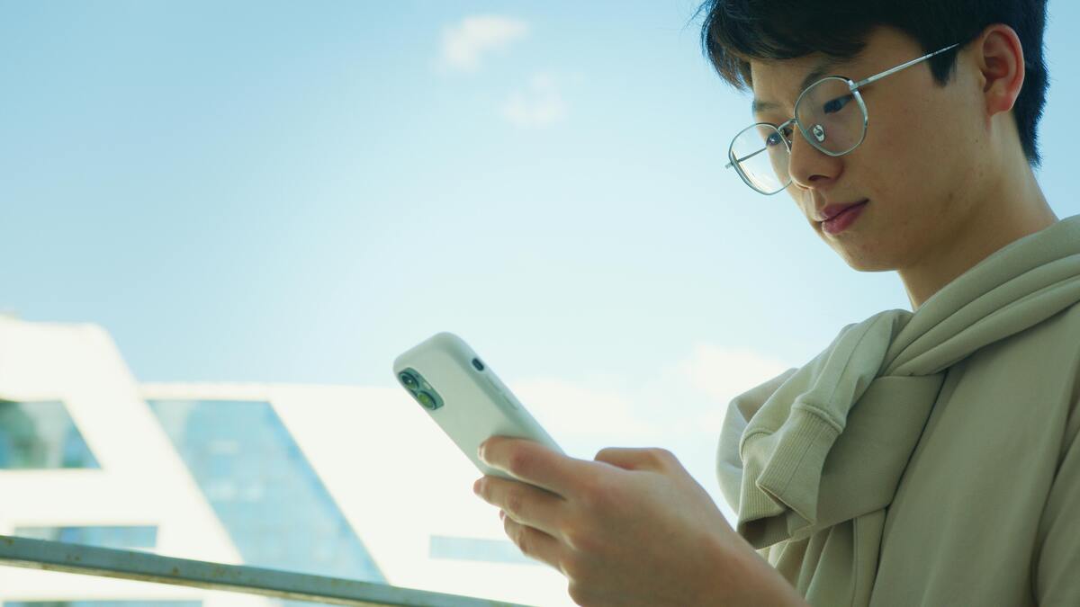 How to Check if Someone Is Using My SIM Card Without My Permission