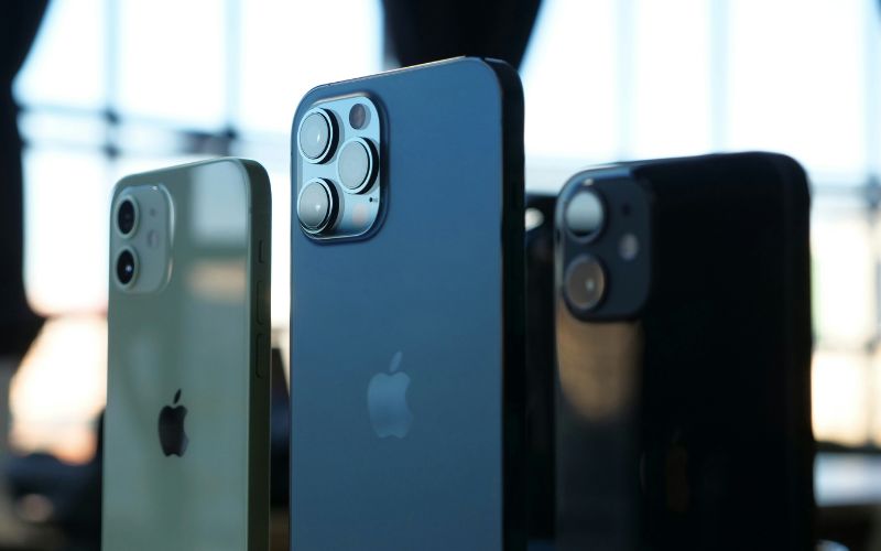 who-has-the-best-free-government-phone-2025-iphone-how-to-qualify
