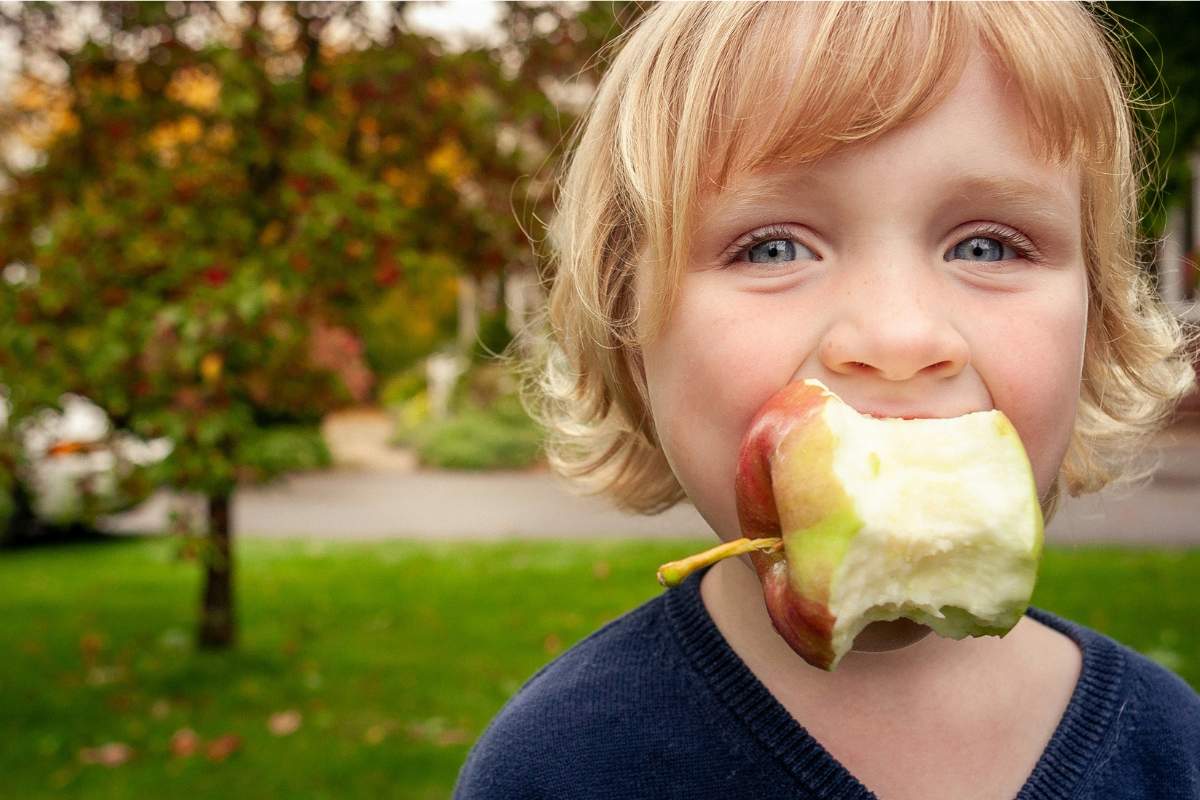 Where Do Kids Eat Free Today? Best Family Restaurant Deals